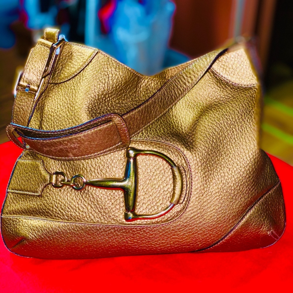 Authentic Gucci Horsebit Gold Metallic Handbag